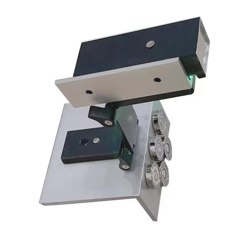 Magnetic Laser Alignment Device for Sheet Metal Shearing Machine